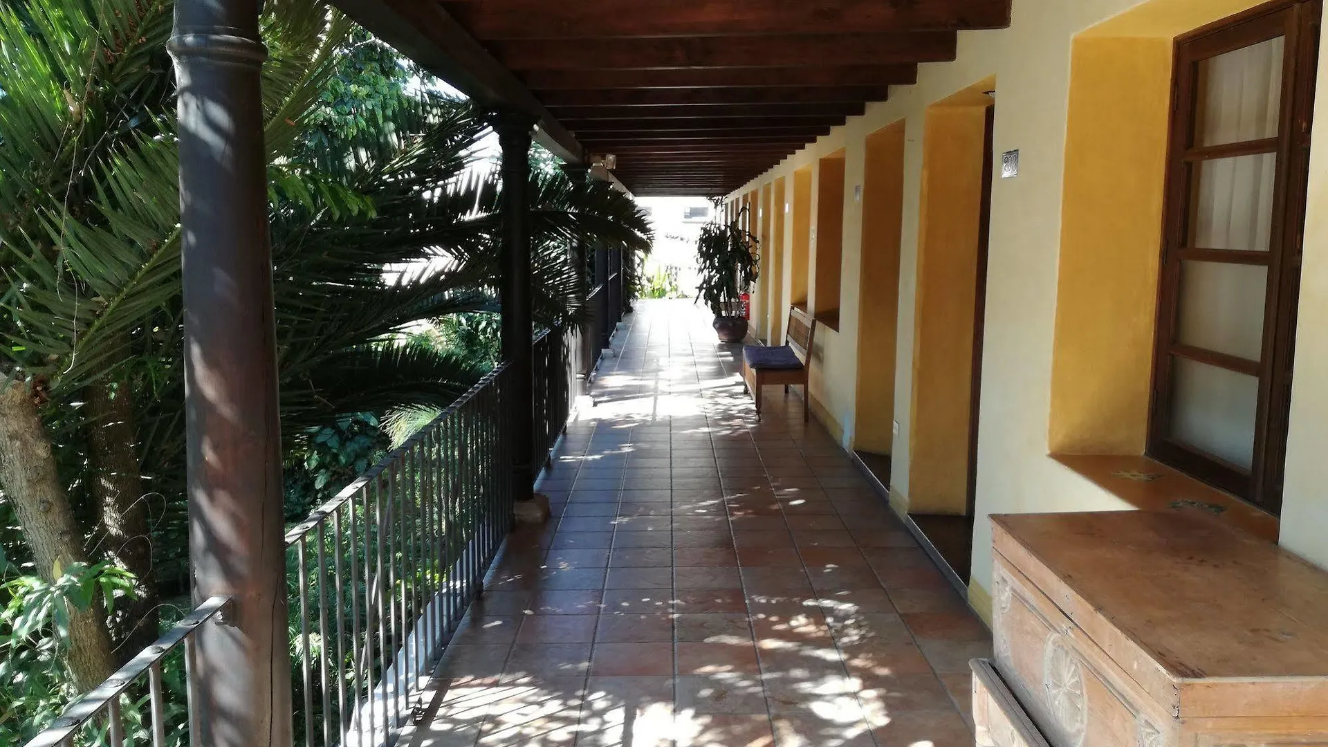 Hotel Las Farolas Antigua